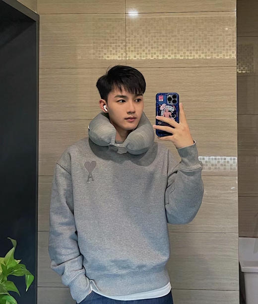 秋冬必入😀😀明星同款【伊泺杉爱心A刺绣男女同款卫衣】好穿到尖叫😂可外穿、可内搭、高品质❗️ ✅加绒不加绒款可选! ✅高克重，份量没得说，主打的就是保暖 商品图3