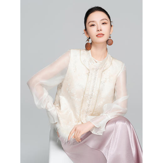 「自」全新升级【铂金会员293/天猫399/差价106】(21131)洛诗琳新中式优雅提花马甲2025秋季新款气质立领国风上衣女 商品图2