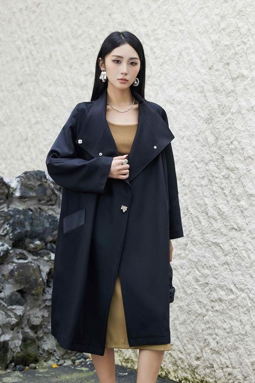 ESTELLICA 黑色率性中长款风衣外套 20801 商品图1