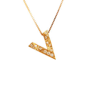 【天然正品】莱绅通灵AU750黄金时尚设计款非你莫属系列0.069克拉钻石吊坠项链46CM女士060925NJS25现售价：2880