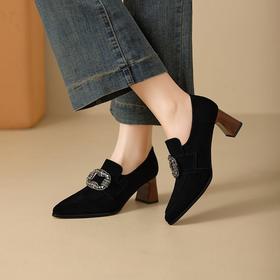【预售5天】复古磨砂高跟鞋女春秋新款尖头粗跟水钻方扣真皮深口单鞋百搭女鞋KNTNX&KT1687