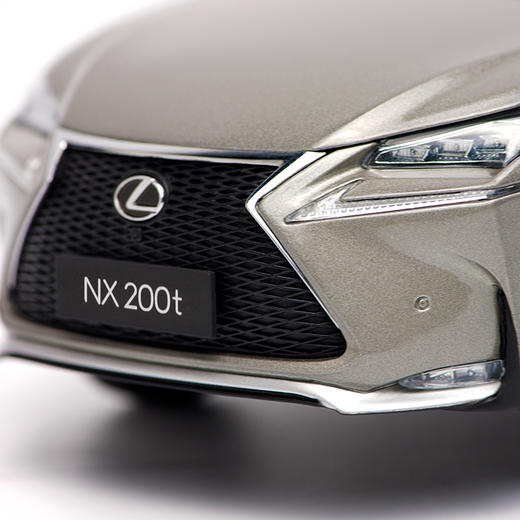 车模 NX 1/18(超音速钛银) 商品图2