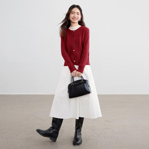 【内购】【丝绒爱心糖果扣】设计感圆领单排扣麻花绞花肌理弹力开衫毛衣-W53EB3564 商品图2
