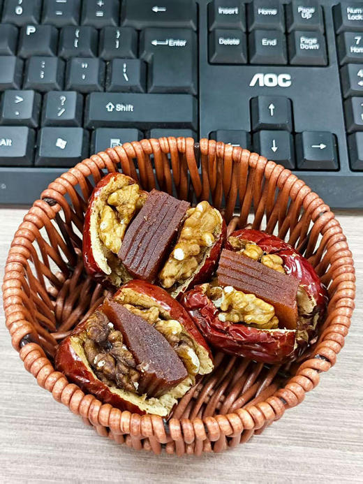 🔥零食+养生双开挂❗💰29.9怒囤5袋【君味唻枣夹核桃山楂糕】三重美味层层暴击💥秒杀普通枣夹核桃🔝性价比直接拉满👍⭕红枣糯甜➕核桃酥脆➕山楂糕爽口，真材实料拒绝凑数碎渣 商品图3