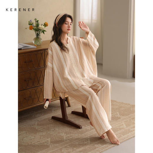 可人儿春秋季带bra泡泡绵女士长袖长裤睡衣可外出小众家居服套装 商品图1