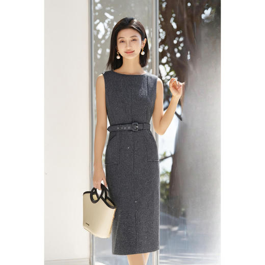 剩S/M 米思阳2026春季新款简约优雅背心连衣裙收腰显瘦直筒裙女4812 商品图1