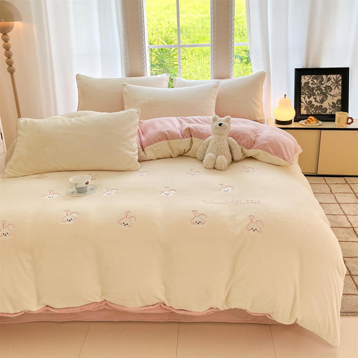 【品牌直发】加倍生活 高克重牛奶绒四件套-满绣系列 多色可选 满绣设计双面暖绒 商品图3