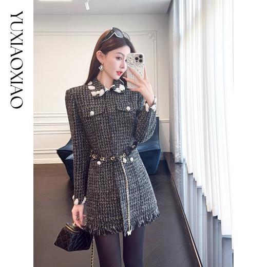 余潇潇【黑钻缪斯】重工手工双面呢小香翻领中长款绵羊毛外套 商品图4