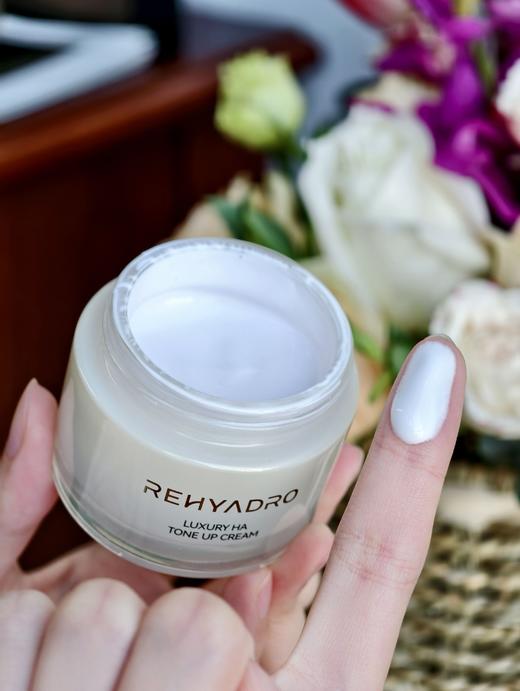 润熙泉玻尿酸奢润素颜霜50g/瓶 商品图3