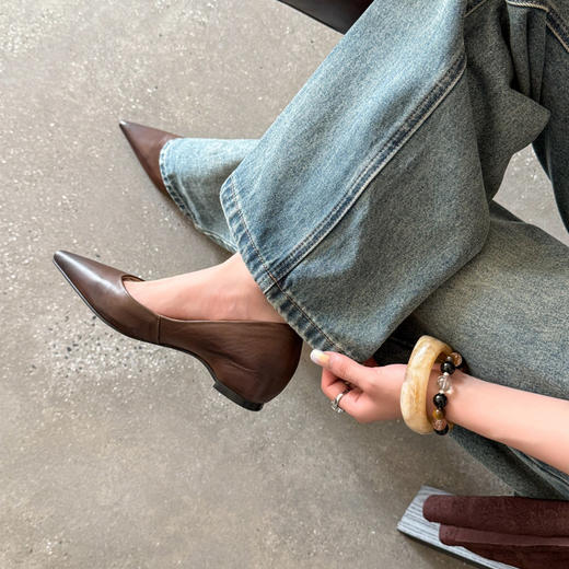 【预售5天】优雅舒适通勤内增高头层牛皮秋季中跟百搭尖头真皮浅口单鞋女DY&11520 商品图2