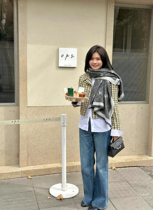 专柜流出100%正香奶奶真丝羊毛双面围巾披肩 商品图5