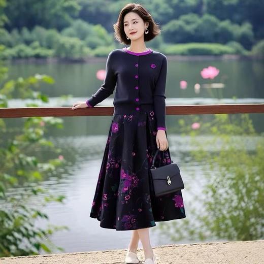 品牌女装店气质大方手钩山茶花针织衫+半身裙套装两件套 商品图0
