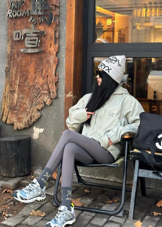 始祖鸟Gamma系列原单面料软壳防水冲锋衣 商品图2