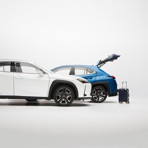 1/18 UX改装版车模，多色可选 商品图1