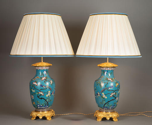 独角鹿西洋古董19世纪法国出品铜鎏金精雕装饰繁华飞鸟主题中国掐丝珐琅花瓶台灯一对 商品图0