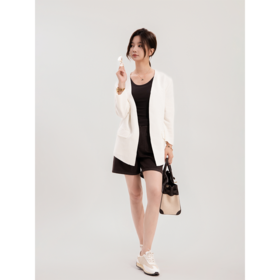 COCO ZONE 刘一一【100亚麻】V 领肌理感文艺风外套 CD1A1128