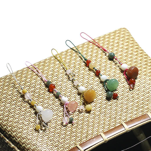 【莲蓬玉髓挂件】敦煌小众福泽创意玉石莲蓬 玛瑙旗袍挂饰 压襟包挂扇坠手机吊坠车钥匙挂件 商品图1