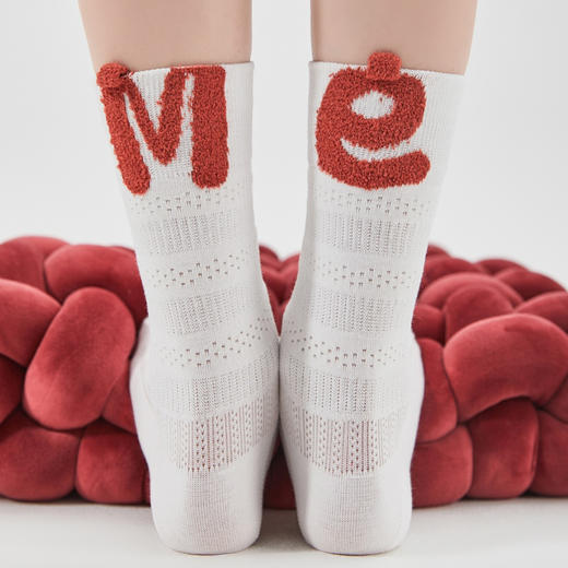 4双一组！2025早秋新款后跟毛绒字母无骨女袜棉袜  94%高含棉量 镂空网眼透气柔软亲肤 商品图2