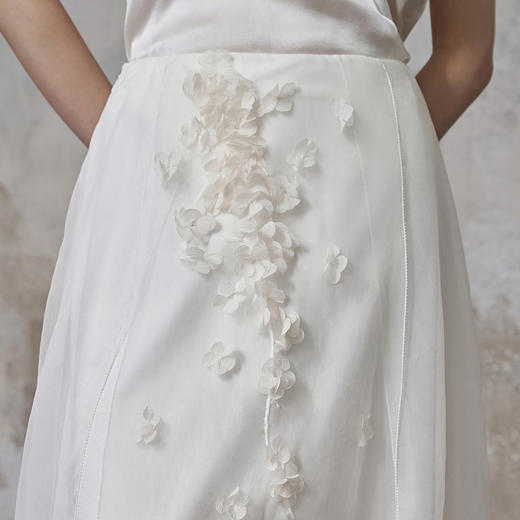 【林栖设计小店】桑蚕丝半身裙飘逸优雅立体花朵2025秋冬新款花仙子裙子女1954035 商品图3