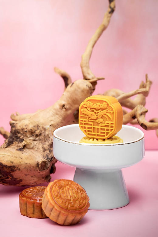 烟台市最顶的五星级酒店！是最！没有之一！

烟台威斯汀酒店。今年的礼盒月饼。 商品图9