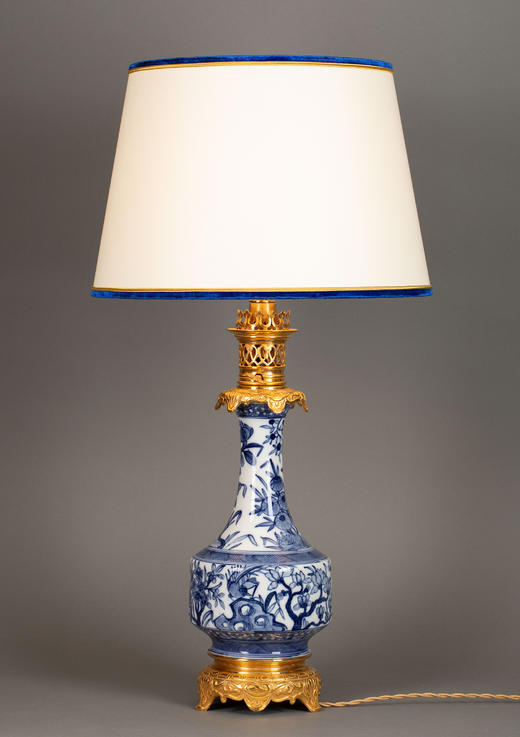 独角鹿西洋古董19世纪法国出品铜鎏金饰中国青花瓷瓶灯一对 商品图2