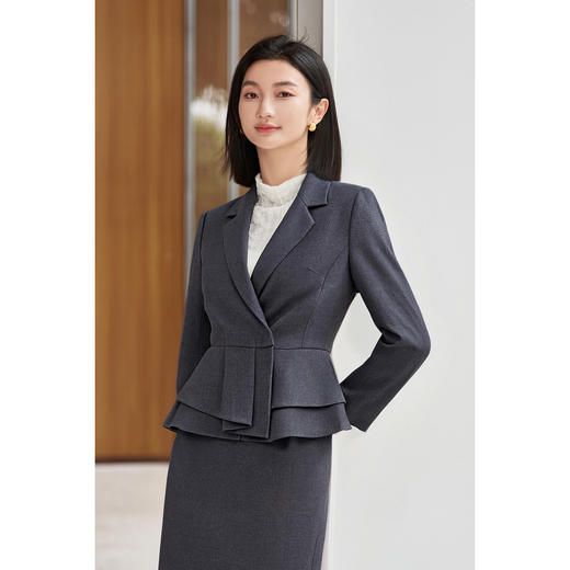 剩S 米思阳2026春季新款通勤风荷叶边下摆收腰显瘦西装外套女4844 商品图3