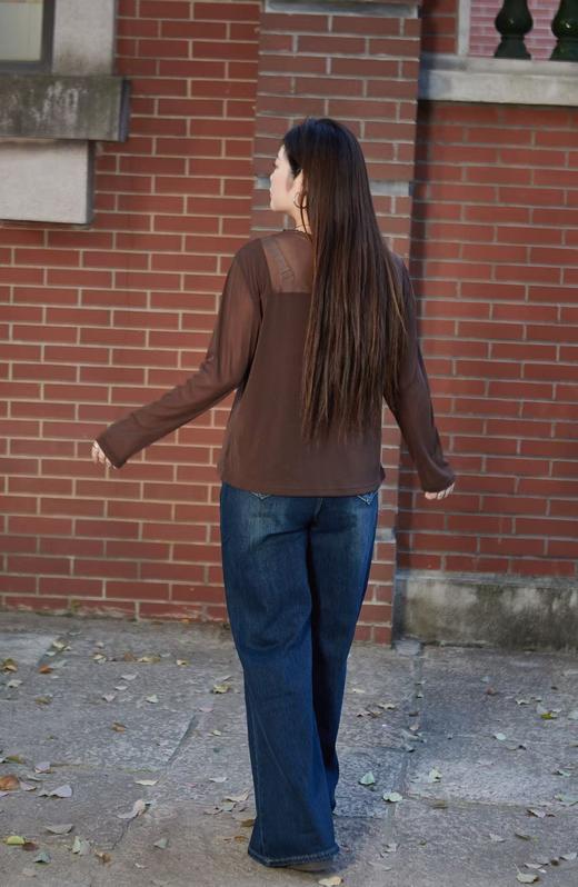 一周内发货【筒喇裤 】非常有质感的一条筒喇裤 ！和喇叭裤不一样，筒的位置稍许宽松，带来更多的松驰感【微喇】秋季复古微胖梨形显瘦微喇，阔腿牛仔裤，显瘦牛仔裤，这个颜色就是质感的代名词！ 商品图14