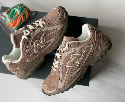 公司级情侣款运动鞋NB204L 商品图3