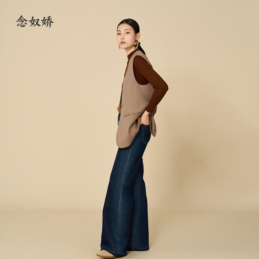 【商场同款】CNK5922 “ 7色无缝打底衫 ” 琥珀棕自然温暖 纯羊毛材质一体成型 松紧有度，轻薄无压力 商品图7