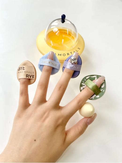 ☀️【尔木萄小不点粉扑组合】，😻颜控必入！❗️ ✅可干湿两用 妆效自然！💖 ✅遮瑕、腮红、定妆～💓边边角角都能精准照顾  商品图2