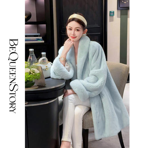 余潇潇【冰蓝幻想】重工轻奢紫金短二挽袖水貂钩扣翻领外套 商品图0