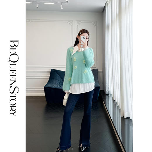 余潇潇【莱茵梦境】羊驼毛混纺纱线重工立体花朵刺绣大V领落肩毛衣 商品图3