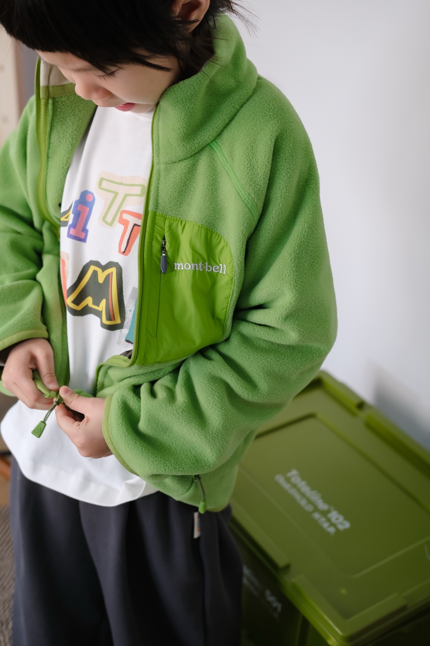 2025冬季新款MB日系男女儿童摇粒绒立领保暖外套内胆夹克三色