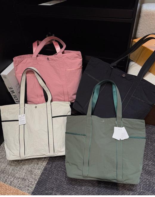 lu🍋新款Daily大帆布托特包 𝟐𝟎𝐋超大容量❗️超实用❗️多口袋自重轻‼️‼️ 商品图1