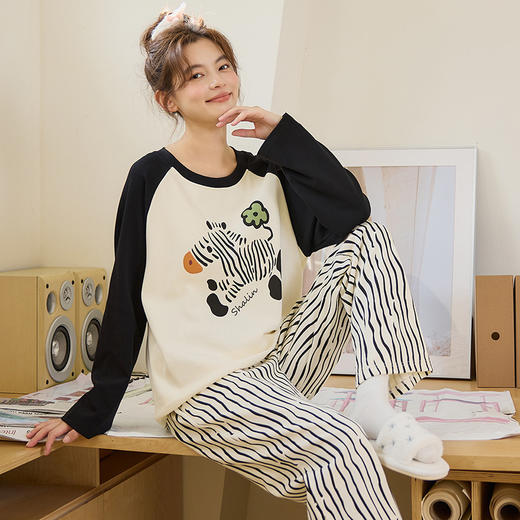 睡衣女带胸垫春秋季仿棉长袖2025新款卡通可爱外穿两件套装家居服 商品图4