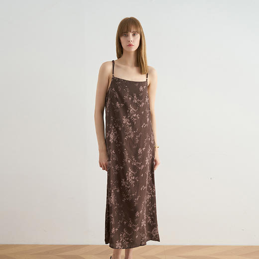 COCO ZONE刘一一 法式高级感印花吊带连衣裙气质百搭长裙CC1A0440 商品图3