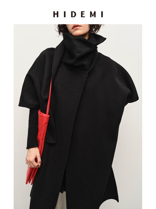 HIDEMI 简约设计感围巾式大廓形斗蓬双面呢大衣 黑色/奶白色 商品图2