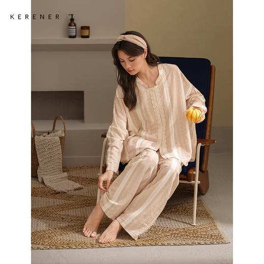 可人儿春秋季带bra泡泡绵女士长袖长裤睡衣可外出小众家居服套装 商品图3