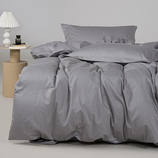 80S长绒棉贡缎印花四件套（灰调细纹） 商品图3