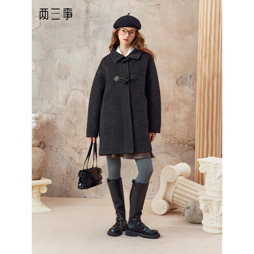 【暖冬内购】两三事 寂静回声 2025冬季新款复古牛角扣中长款毛呢外套女 商品图0
