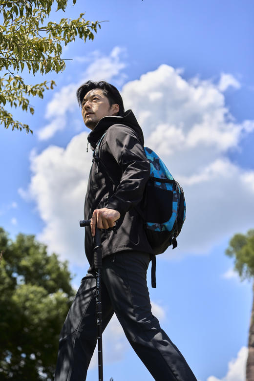 拇指白小T三防软壳外套 商品图4