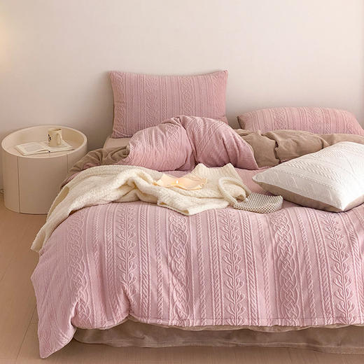【水洗棉格纹双拼四件套】 雕花绒四件套良品冬季牛奶毛绒套件加厚烂花保暖提花床品 商品图7