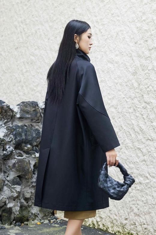 ESTELLICA 黑色率性中长款风衣外套 20801 商品图4