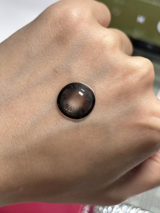 Kikicon旗下 ·黑胶玛瑙&蓝椰拿铁  14.5mm白狮参考着色大直径｜月抛2片 商品图1