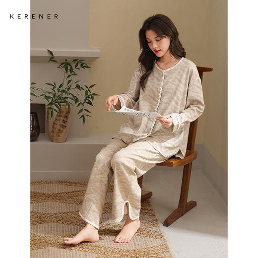 可人儿春秋季带胸垫泡泡绵女士长袖长裤睡衣可外出小众家居服套装 商品图1