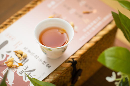 中科院士推荐--广西六堡茶，祛湿、减脂、健脾!“茶界清道夫”【珍藏版六堡茶】7年陈香，一次喝到3种口味! 核心产区、广西梧州六堡镇，非遗传承人制茶大师亲制又无仓味!茶汤红亮如琥珀，入口润滑 商品图8