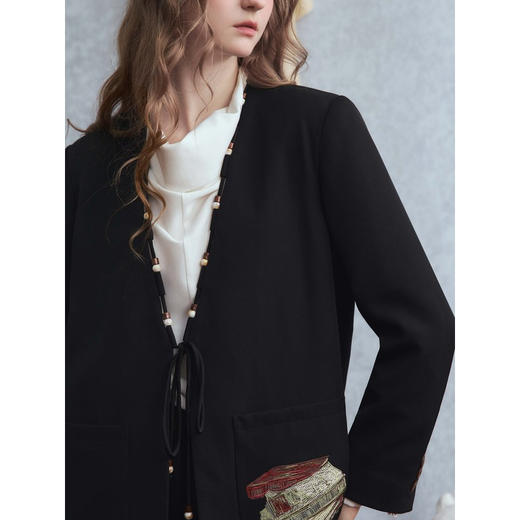 两三事梵高文艺摩登暗码2025秋季新款刺绣串珠装饰两件套西装套装 商品图3