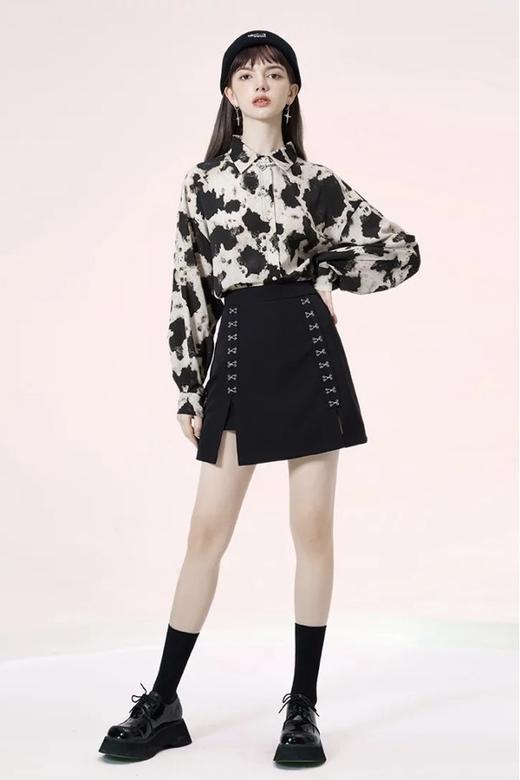 I'M ONE 垂感休闲不规则印花衬衣 17029 商品图2