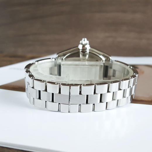 【95新】CARTIER 卡地亚跑车系列W62016V3石英机芯33*37MM（女款）日期显示130925TJ08 商品图5