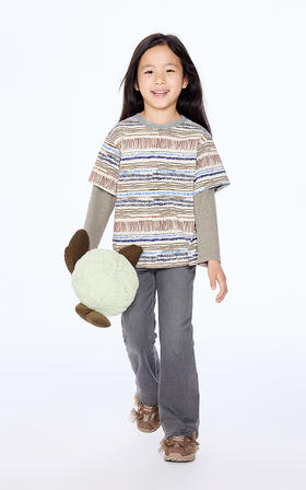 jnby  25年秋款  长袖T恤  1P9110550